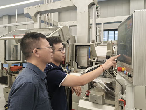 湖南中煙郴州卷煙廠 融合人臉識(shí)別技術(shù)，開創(chuàng)設(shè)備管理智能化新篇章