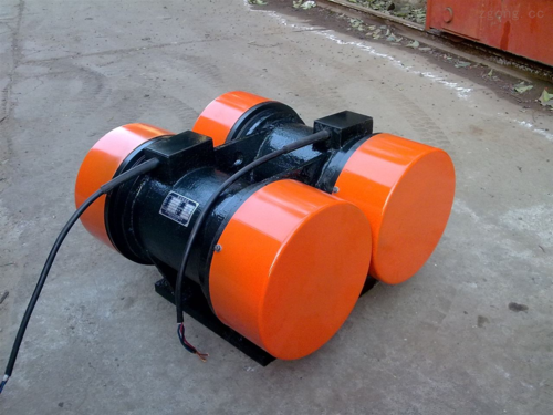 IP55防護等級雙胞胎振動電機（WHZY-2*20-6直線自振源）產品報價及冶金設備應用指南